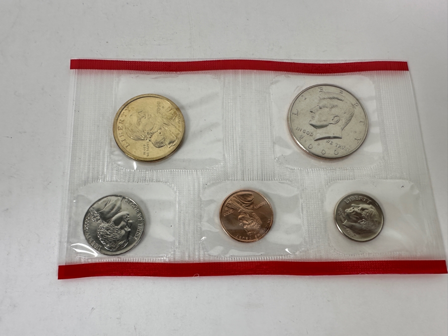 1999 United States Mint Uncirculated Coin Sets From Denver Mint And Philadelphia Mint And 2000 United States Mint Uncirculated Coin Sets From Denver Mint And Philadelphia Mint  [Photo 9]