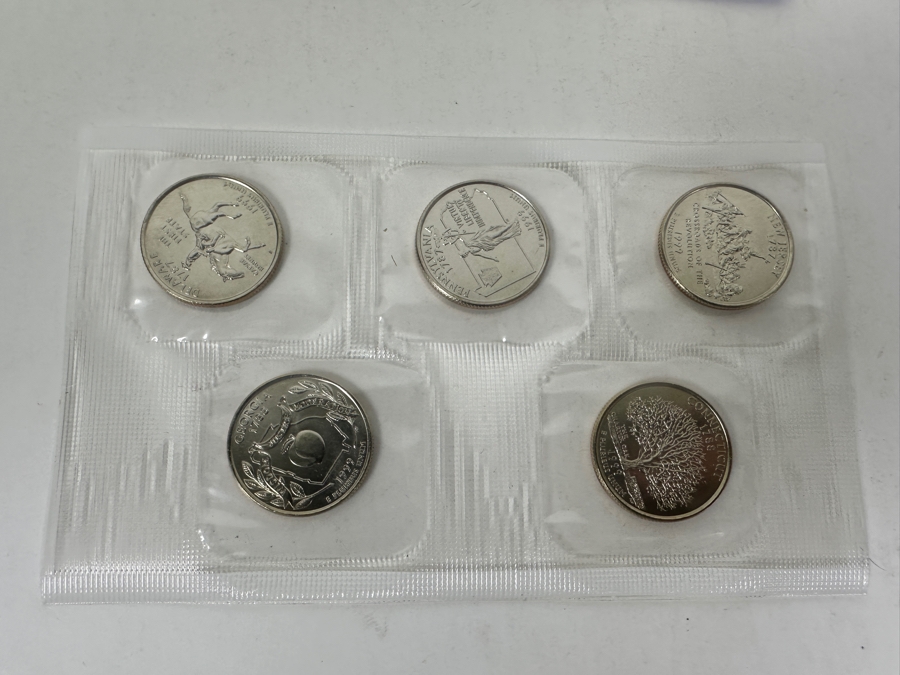 1999 United States Mint Uncirculated Coin Sets From Denver Mint And Philadelphia Mint And 2000 United States Mint Uncirculated Coin Sets From Denver Mint And Philadelphia Mint  [Photo 7]