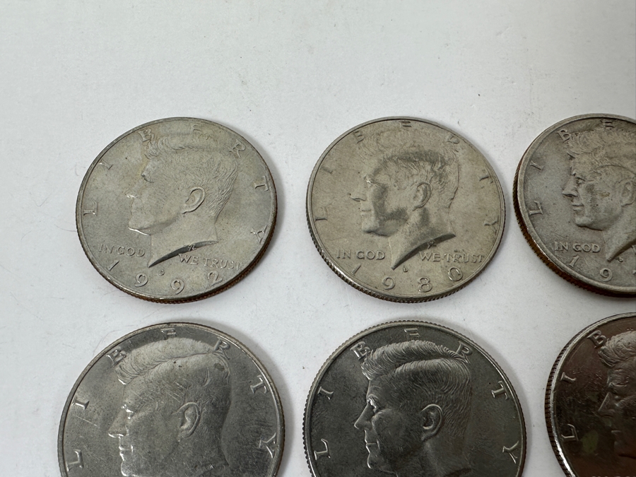 (25) Kennedy Half Dollar Coins From Various Years [Photo 8]