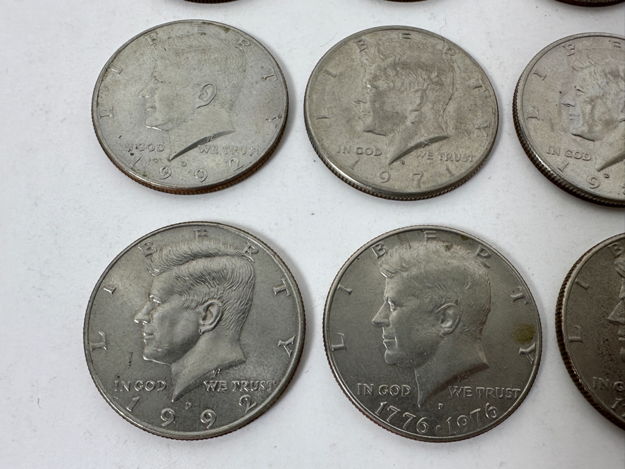 (25) Kennedy Half Dollar Coins From Various Years [Photo 2]