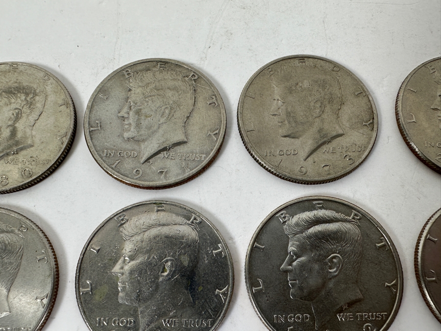 (25) Kennedy Half Dollar Coins From Various Years [Photo 9]