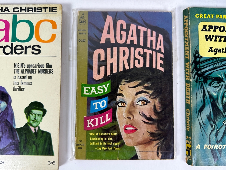 (6) Agatha Christie Mystery Paperback Books [Photo 6]