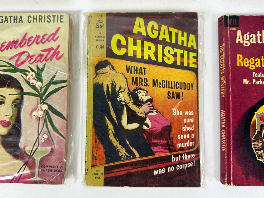 (8) Agatha Christie Mystery Paperback Books [Photo 7]