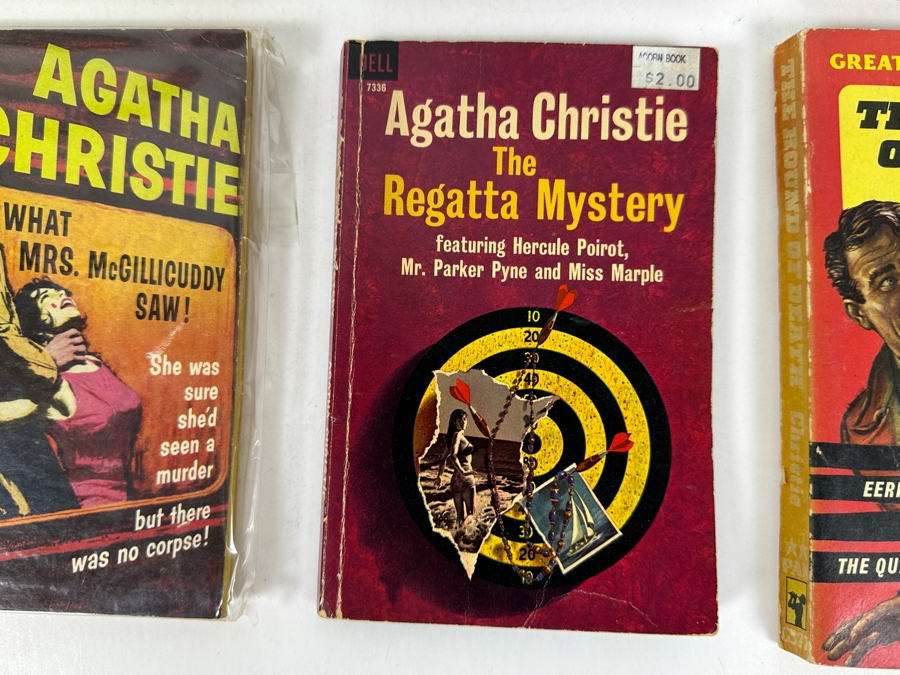 (8) Agatha Christie Mystery Paperback Books [Photo 8]