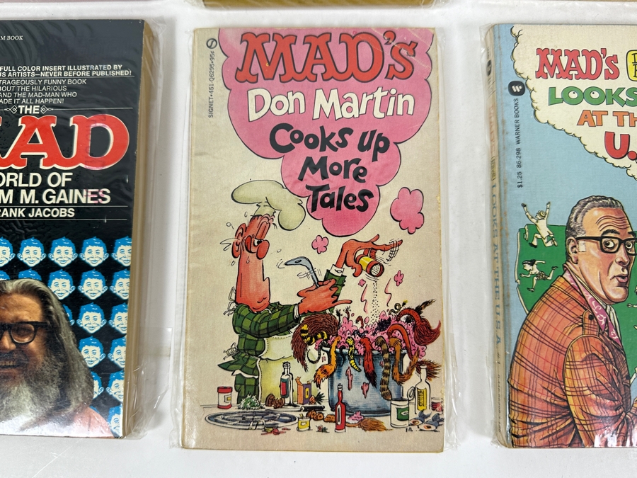 (10) MAD Paperback Books [Photo 6]