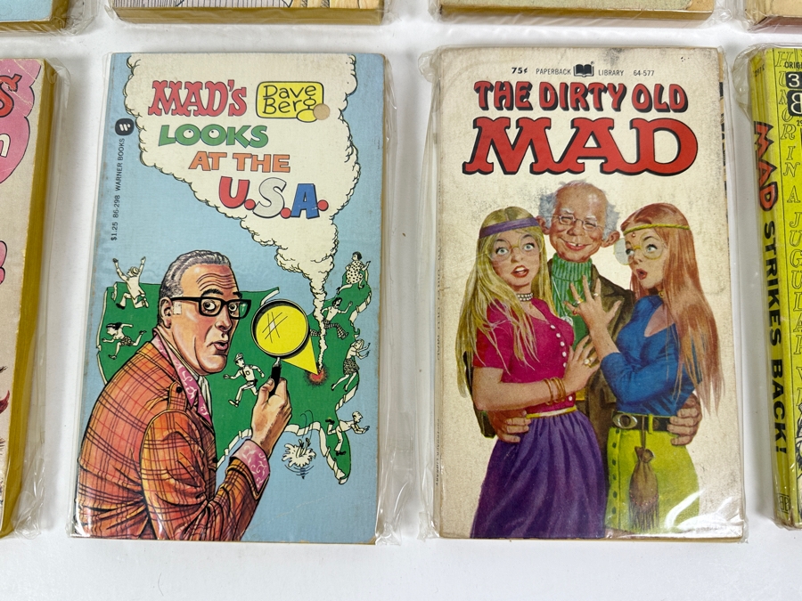 (10) MAD Paperback Books [Photo 7]