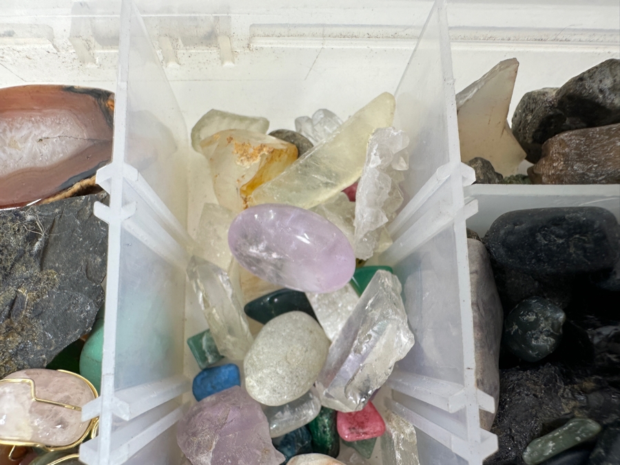 Tray Of Various Rocks & Minerals - See Photos [Photo 8]