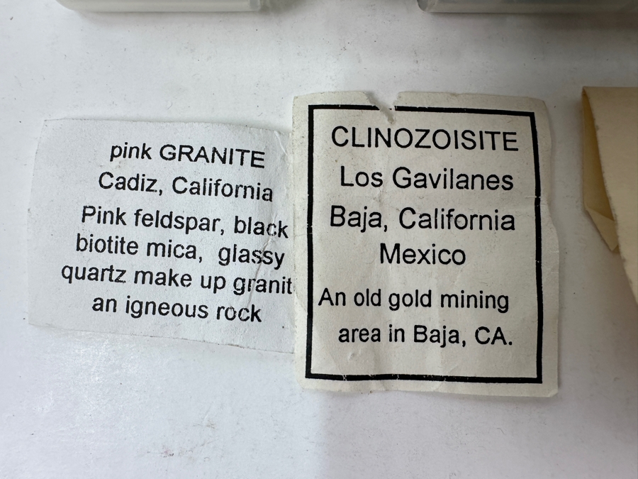 Tray Of Various Rocks & Minerals - See Photos [Photo 26]