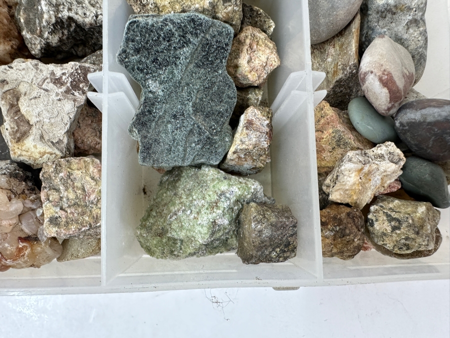 Tray Of Various Rocks & Minerals - See Photos [Photo 13]