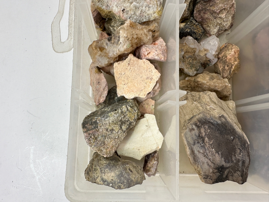 Tray Of Various Rocks & Minerals - See Photos [Photo 3]