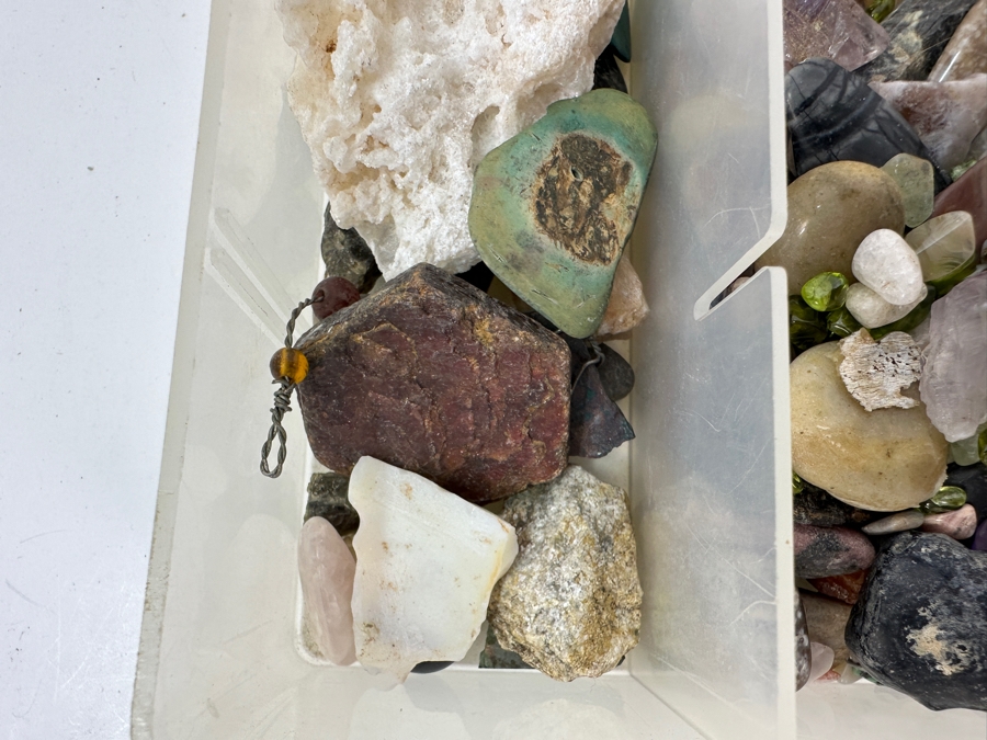 Tray Of Various Rocks & Minerals - See Photos [Photo 14]