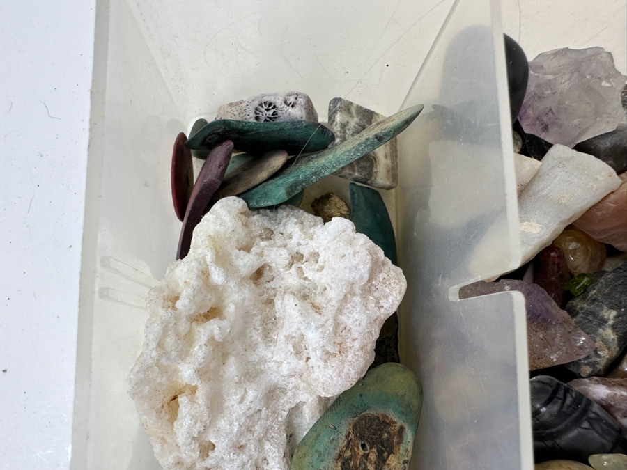 Tray Of Various Rocks & Minerals - See Photos [Photo 13]