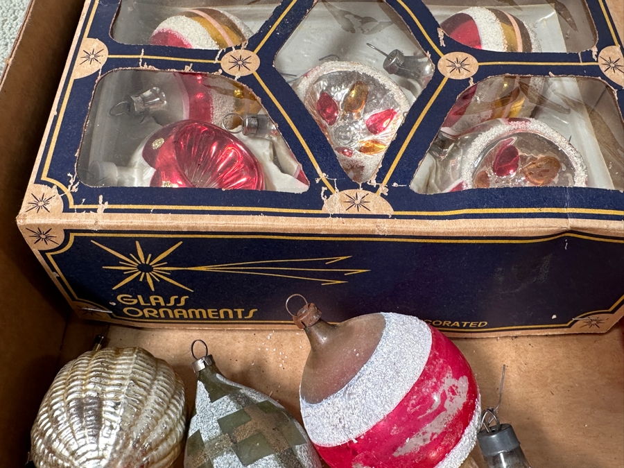Vintage Glass Christmas Ornaments Shiny Brite [Photo 10]