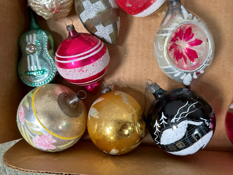 Vintage Glass Christmas Ornaments Shiny Brite [Photo 7]