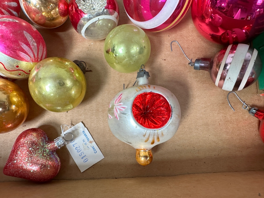 Vintage Glass Christmas Ornaments [Photo 12]