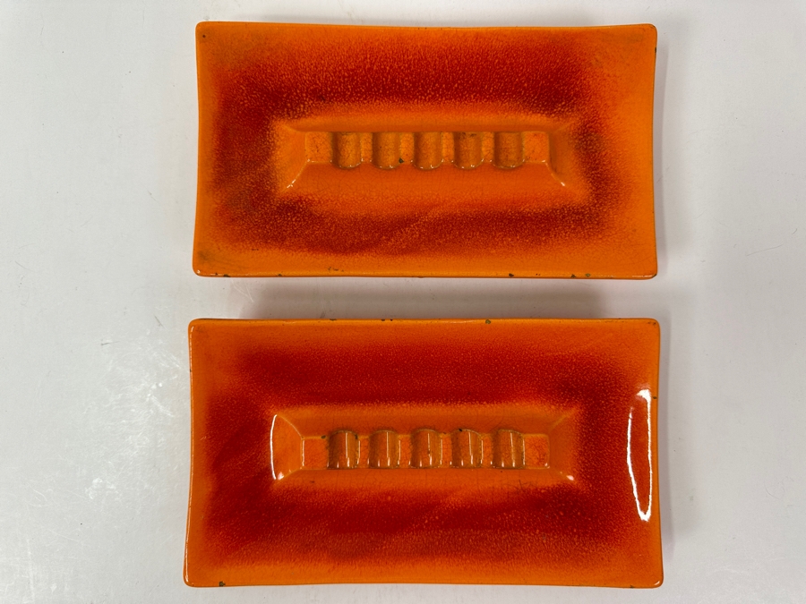 Pair Of Royal Haeger Mid-Century Modern Ashtrays 4.5 X 8 - See Photos For Minor Chips [Photo 2]