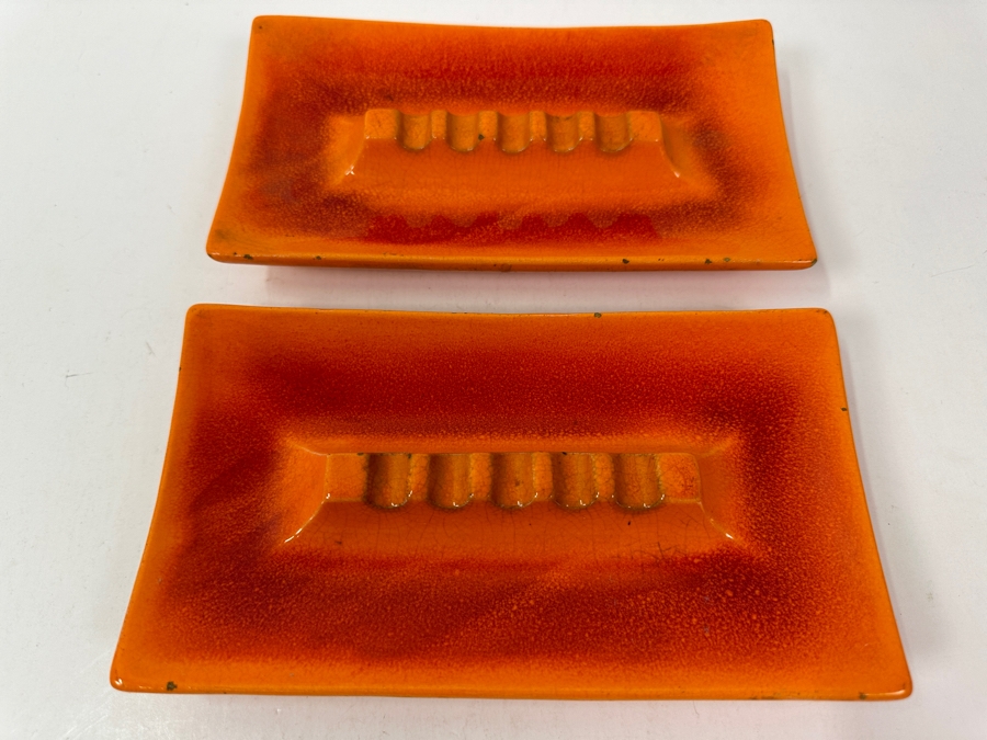 Pair Of Royal Haeger Mid-Century Modern Ashtrays 4.5 X 8 - See Photos For Minor Chips [Photo 3]