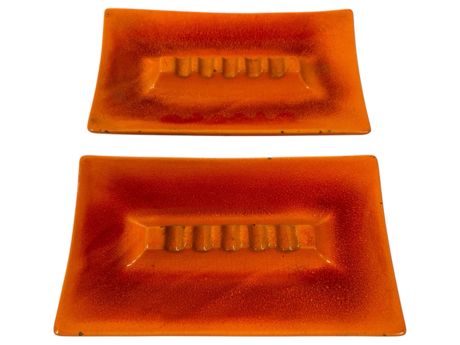 Pair Of Royal Haeger Mid-Century Modern Ashtrays 4.5 X 8 - See Photos For Minor Chips