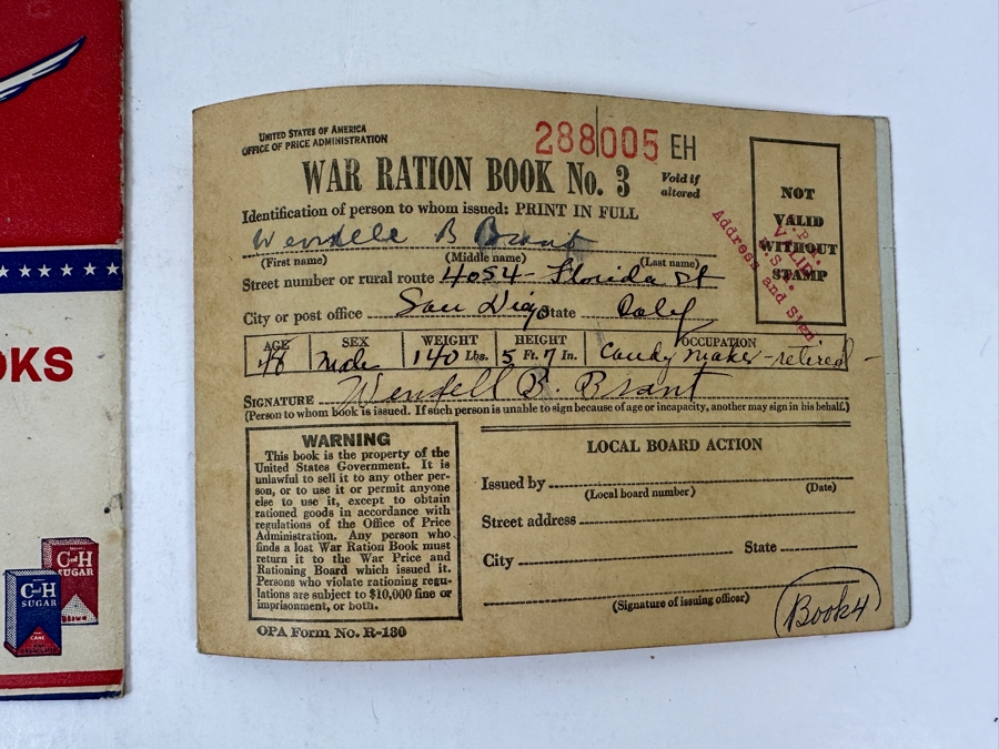 Vintage United States War Ration Book [Photo 2]