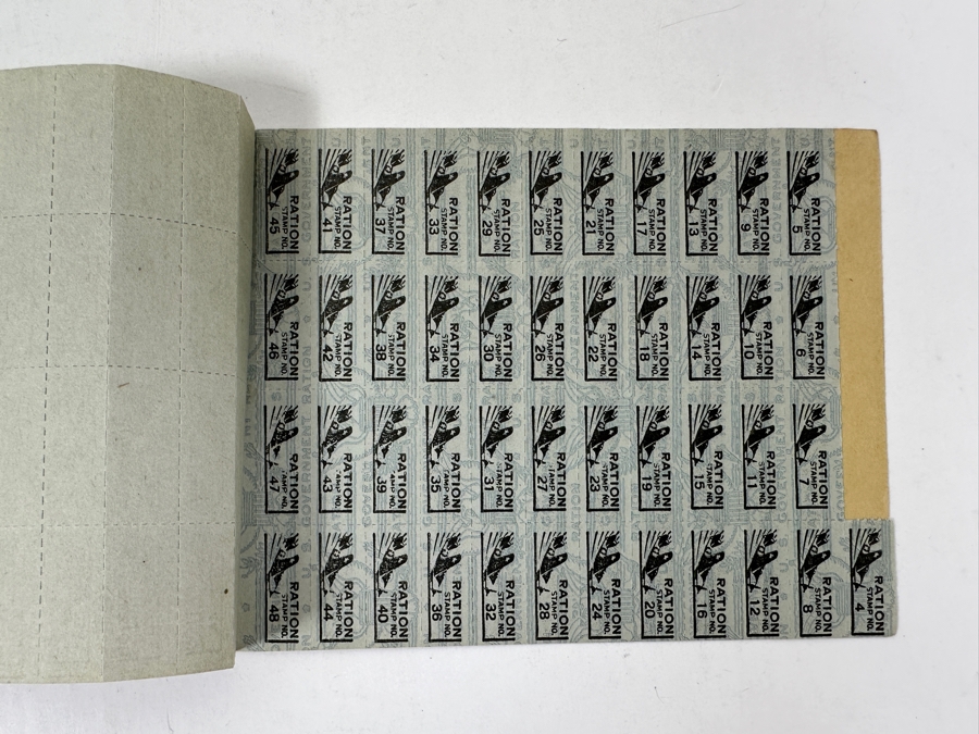 Vintage United States War Ration Book [Photo 5]