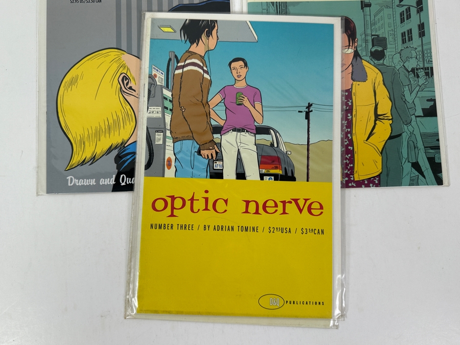 Optic Nerve Comic Books No. 1, 2, 3 & 4 [Photo 5]