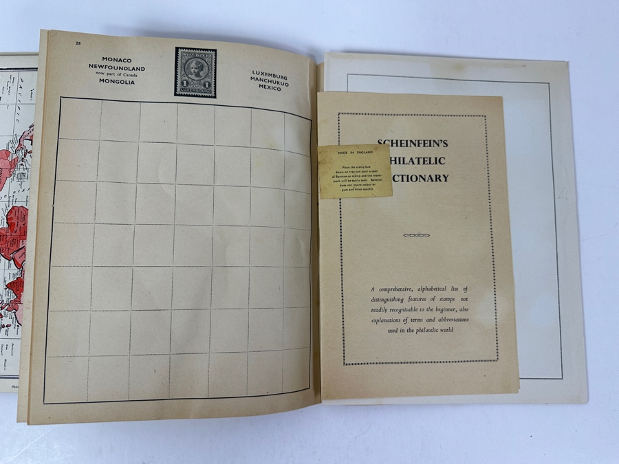 Pair Of New Old Stock The World Stamp Albums (No Stamps) [Photo 6]