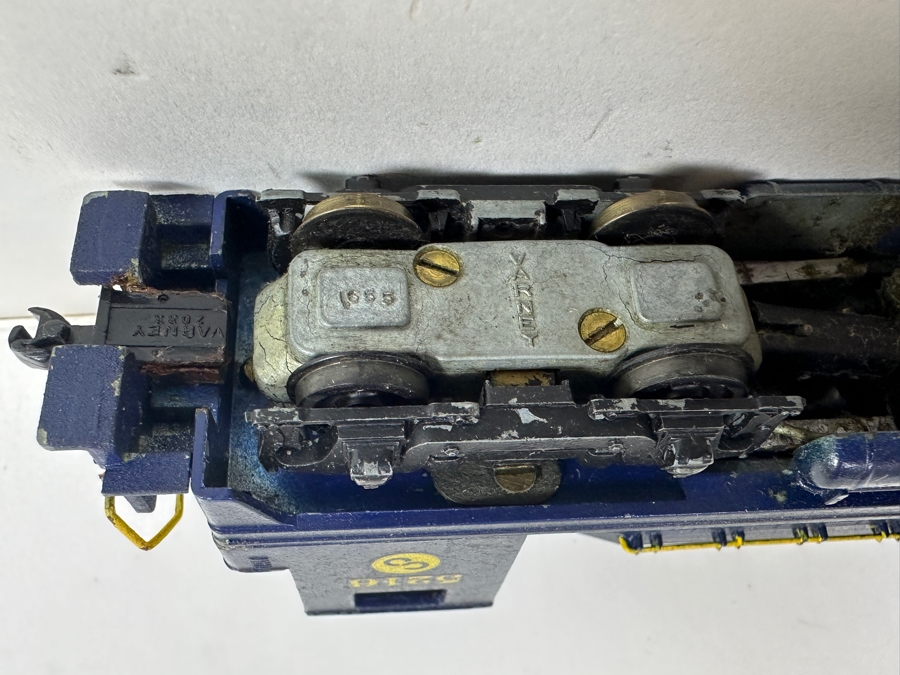 Varney HO Train Chesapeake & Ohio 5216 [Photo 5]