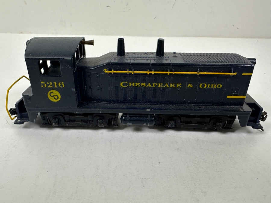 Varney HO Train Chesapeake & Ohio 5216 [Photo 3]