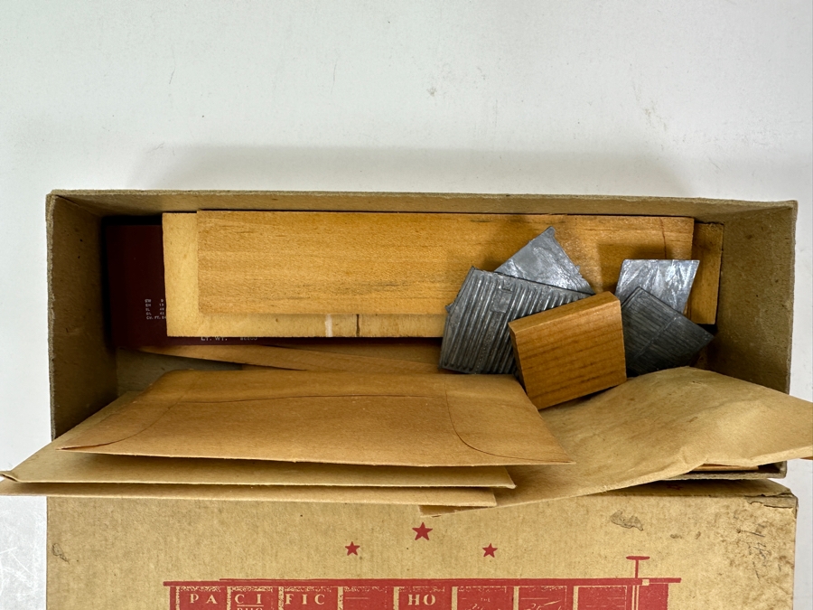 Vintage Wooden & Metal Model Train Kit “The Silver Streak Line” 34121 By Pacific HO Co. New Old Stock [Photo 4]