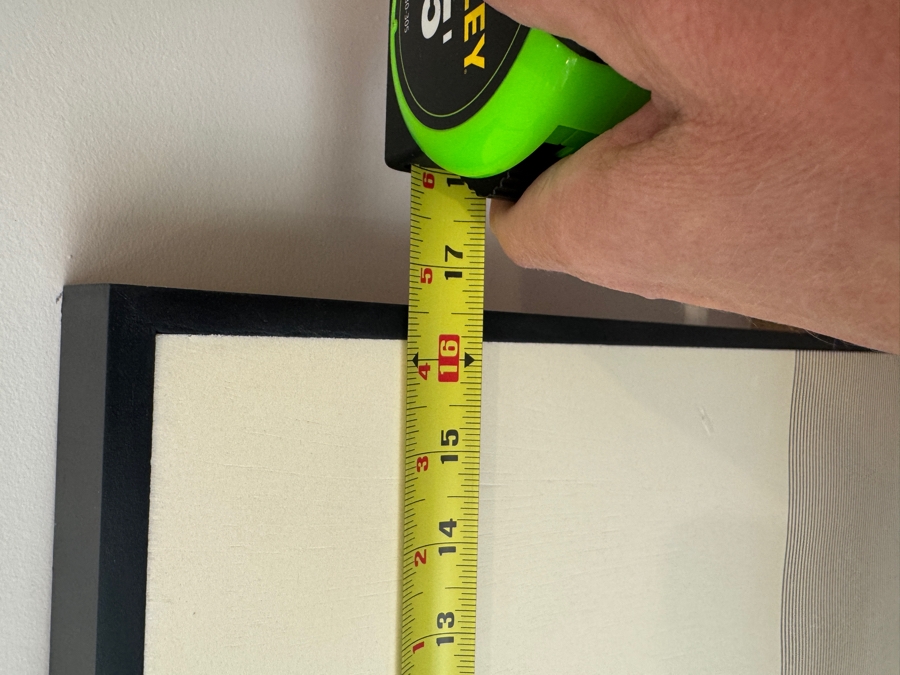 Decorative Modern Geometric Print 24'W x 16.5'H [Photo 2]