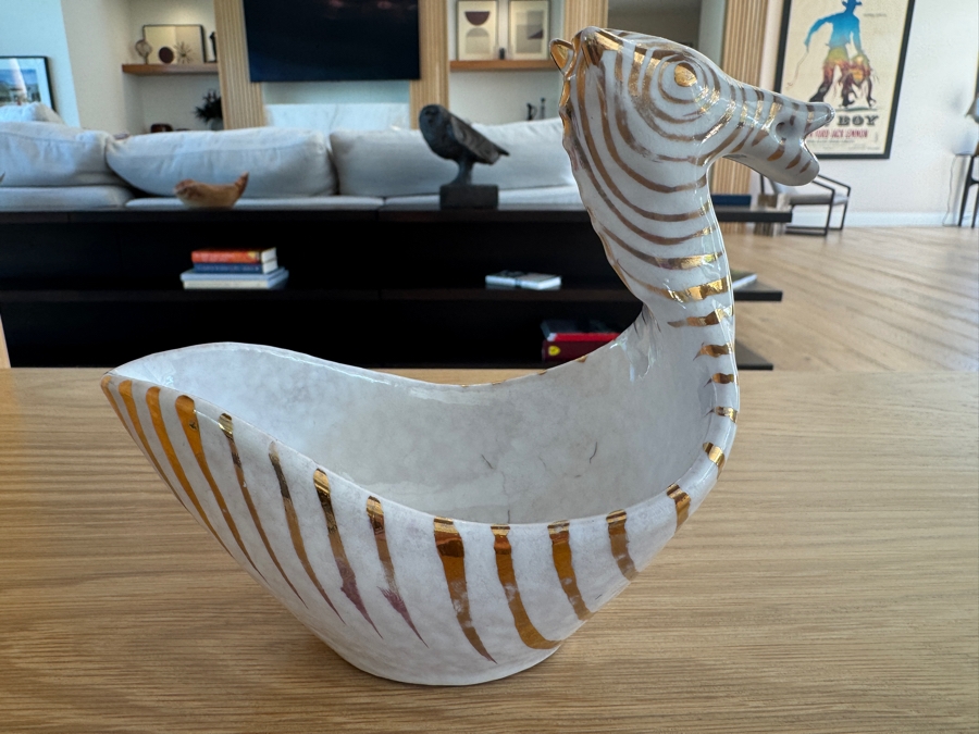 Just Added - Vintage MCM Aldo Londi Bitossi Figural Zebra Bowl, Italy 7'W x 6'H [Photo 2]