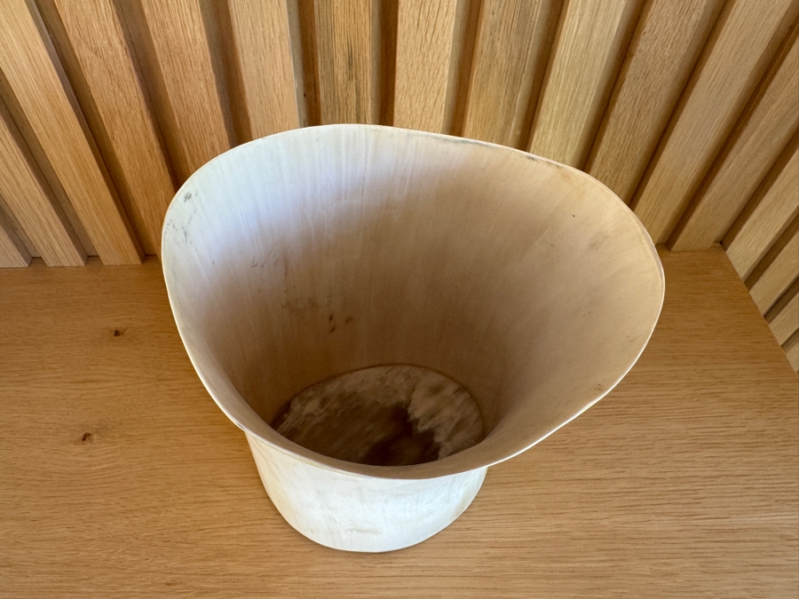 Just Added - Fairkind Ankole Horn Kibwe Utensil Holder 6'W x 7'H [Photo 3]