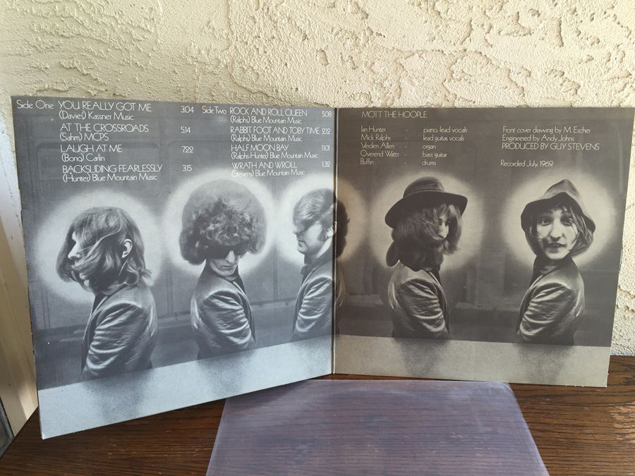 Mott The Hoople ‎- Mott The Hoople - Island Records ‎- ILPS 9108 - Gatefold  [Photo 4]