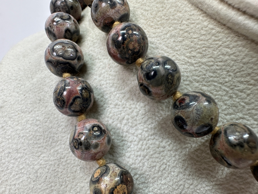 Polished Jasper Stone 30' Necklace [Photo 4]
