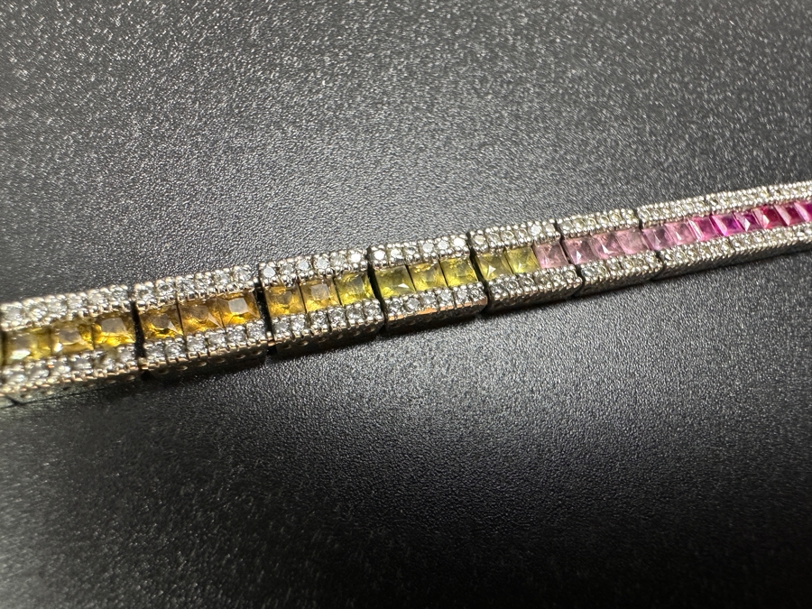14k Gold Multicolored Sapphire Line Bracelet (312) .005 Dia Est. 1.56cttw 7.5'L 15.3g Retails $6,000 [Photo 10]