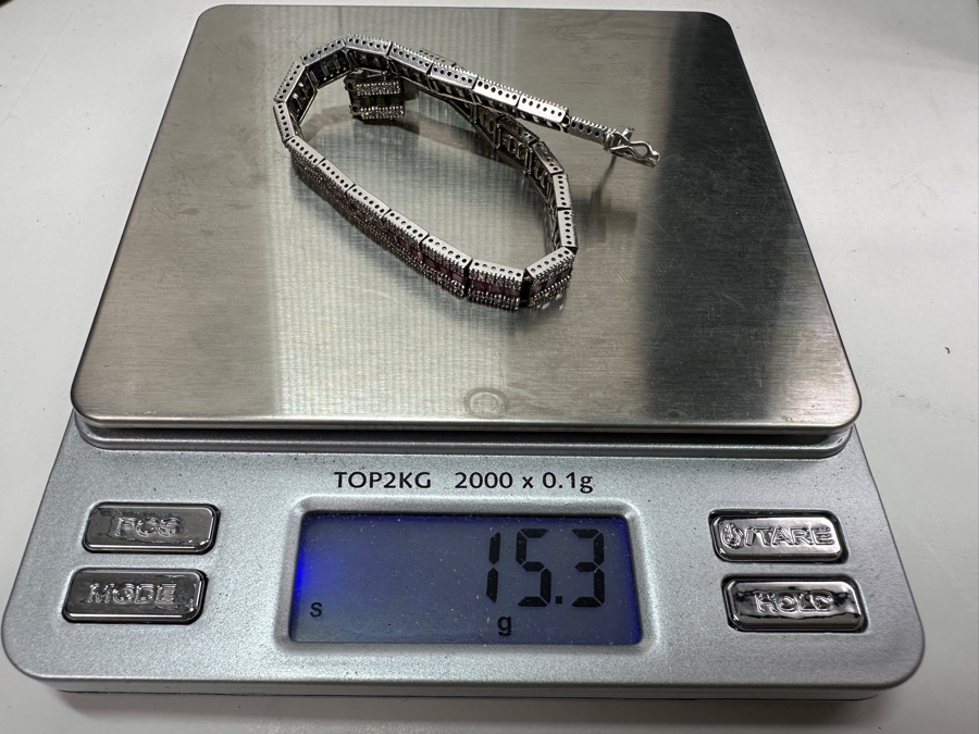 14k Gold Multicolored Sapphire Line Bracelet (312) .005 Dia Est. 1.56cttw 7.5'L 15.3g Retails $6,000 [Photo 16]