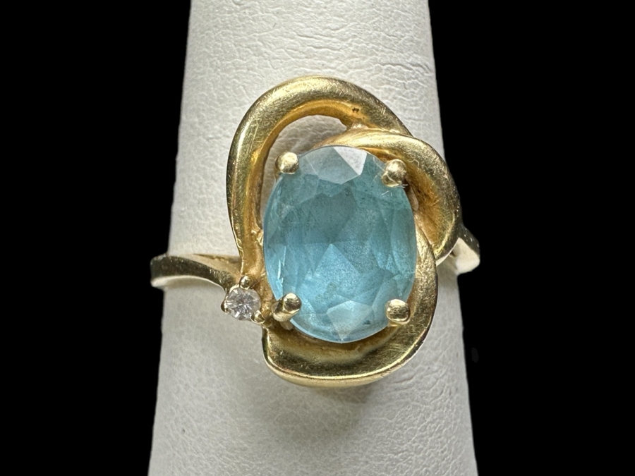 14k Gold Swiss Blue Topaz 9x7 Ring Size 9 4.8g Retails $1,600