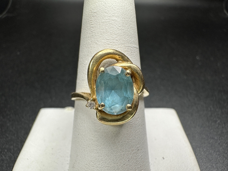 14k Gold Swiss Blue Topaz 9x7 Ring Size 9 4.8g Retails $1,600 [Photo 2]