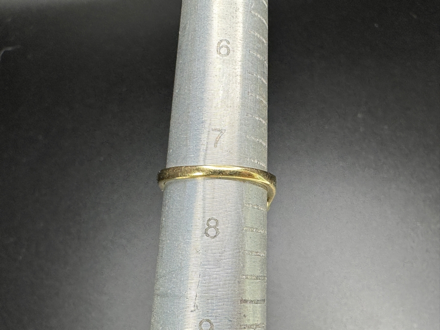 10k Gold Diamond Ring Set With (36) .005 Diamonds & (7) 1x2mm Baguette Diamonds Est. .25cttw Size 7.5 3.8g Retails $1,200 [Photo 8]