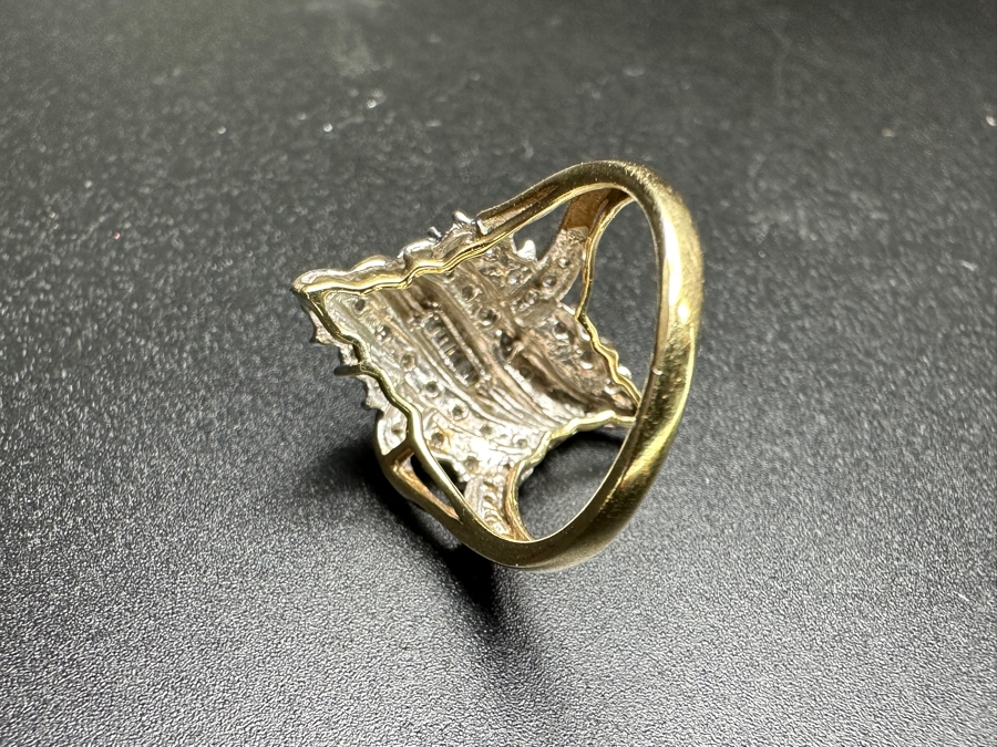 10k Gold Diamond Ring Set With (36) .005 Diamonds & (7) 1x2mm Baguette Diamonds Est. .25cttw Size 7.5 3.8g Retails $1,200 [Photo 7]