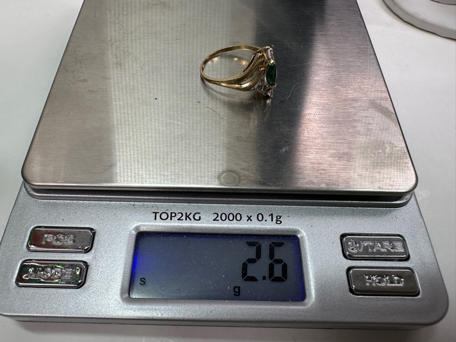 10k Gold Synthetic Marquise Emerald Ring Size 8 2.6g Retails $700 [Photo 9]