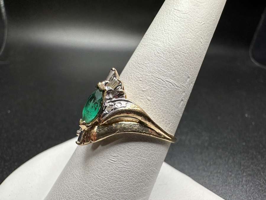 10k Gold Synthetic Marquise Emerald Ring Size 8 2.6g Retails $700 [Photo 5]