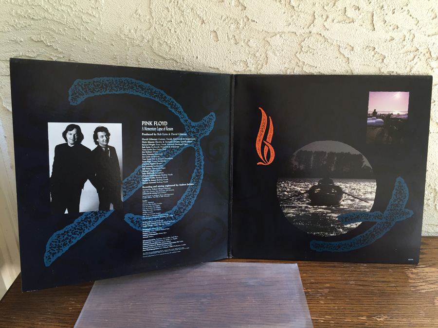 Pink Floyd ‎- A Momentary Lapse Of Reason - Columbia ‎- OC 40599 [Photo 3]