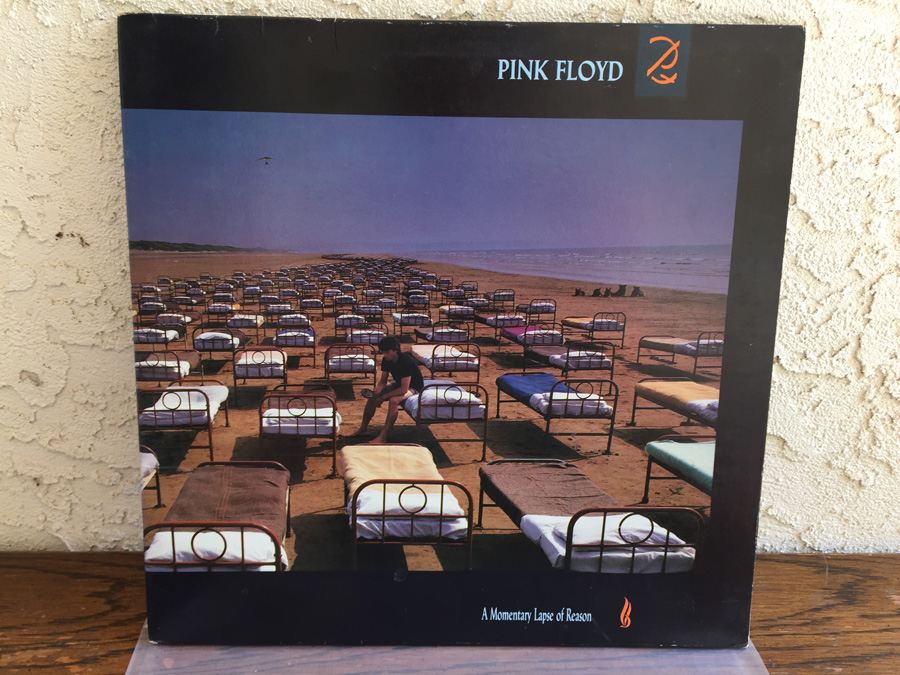 Pink Floyd ‎- A Momentary Lapse Of Reason - Columbia ‎- OC 40599 [Photo 1]