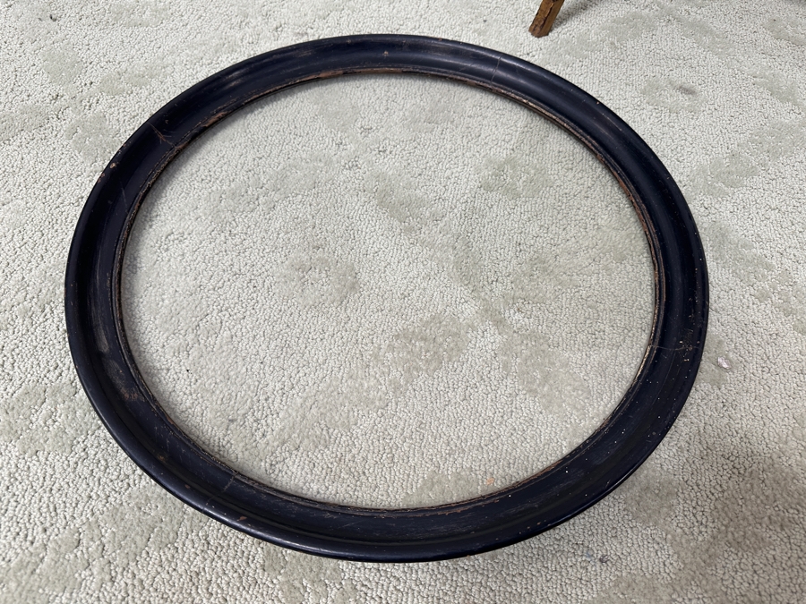 Vintage Imperial Grand Rapids Cabinet Making Certified Round Table With Removable Glass Tray And Greek Key Ornamentation 20W X 26H [Photo 7]