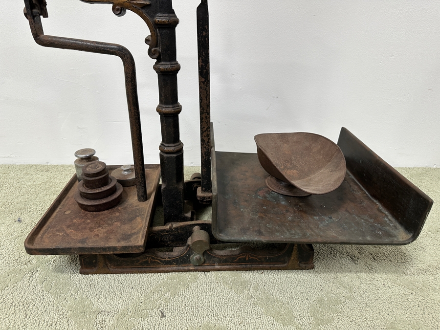 Antique Cast Iron Butcher's Scale From London, England With Weights 24.5W X 13D X 23H [Photo 12]