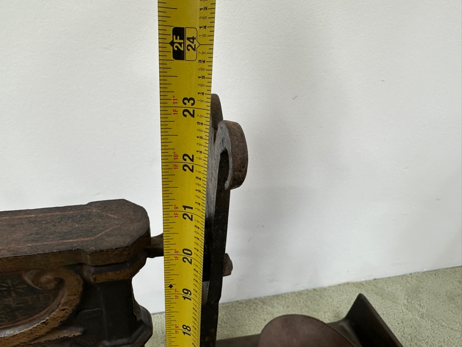 Antique Cast Iron Butcher's Scale From London, England With Weights 24.5W X 13D X 23H [Photo 15]