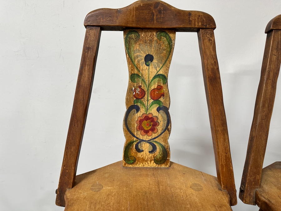 Rare 1930s Old California Signed Monterey Furniture (4) Hand Painted Wooden Chairs Each Individually Signed Monterey And Hand Painted Wooden Table Signed Monterey Underneath 46W X 34D X 30H With 2 10' Leaves [Photo 6]