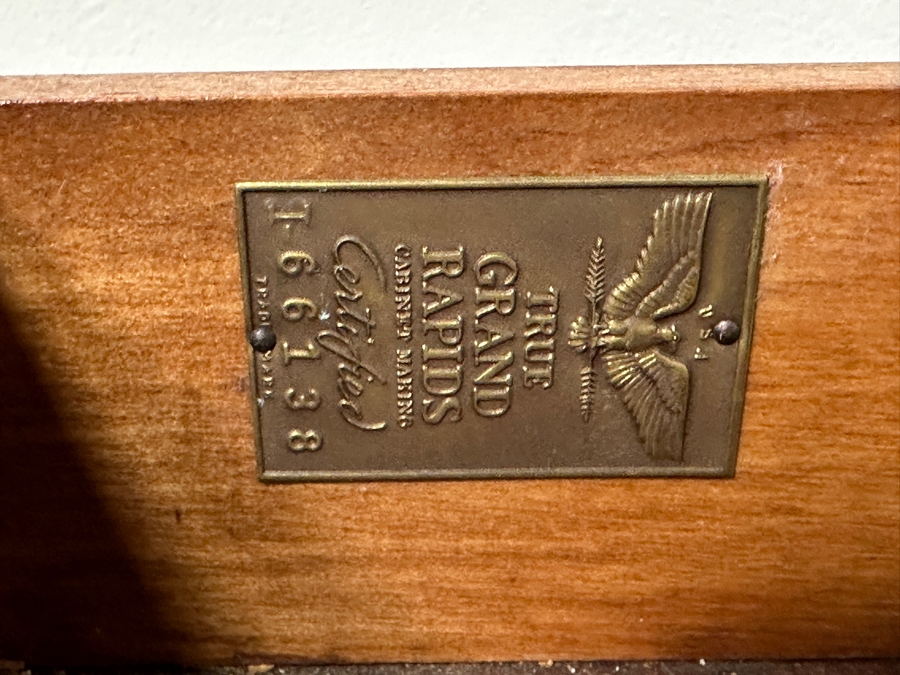 Vintage Imperial Grand Rapids Michigan Hand Carved Wooden Entry Table With Drawer 32W X 14D X 32H [Photo 11]