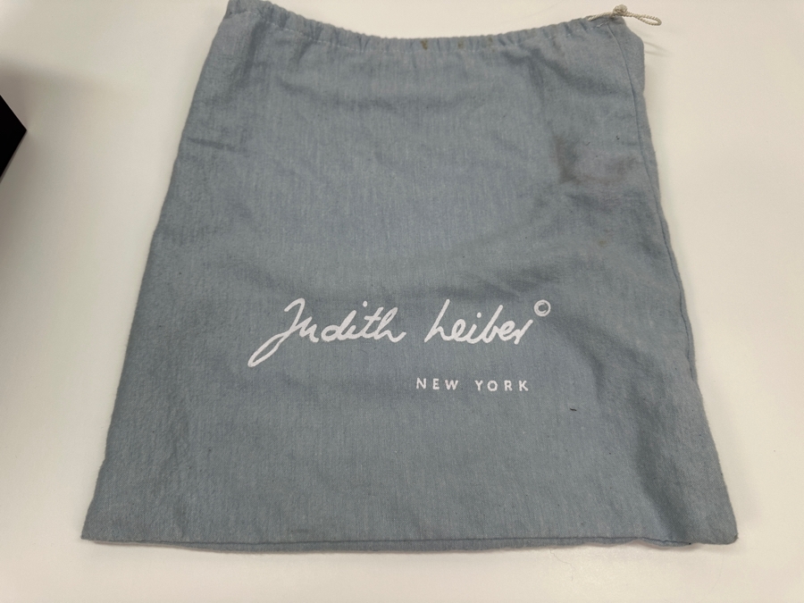 Vintage Judith Leiber Reptile Leather Handbag With Comb And Mirror Plus The Original Dust Bag And Original Judith Leiber Box [Photo 10]